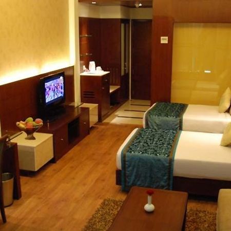The Victoria Grand Hotel & Spa Kasauli Zewnętrze zdjęcie