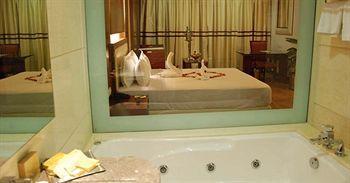 The Victoria Grand Hotel & Spa Kasauli Zewnętrze zdjęcie