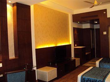 The Victoria Grand Hotel & Spa Kasauli Zewnętrze zdjęcie
