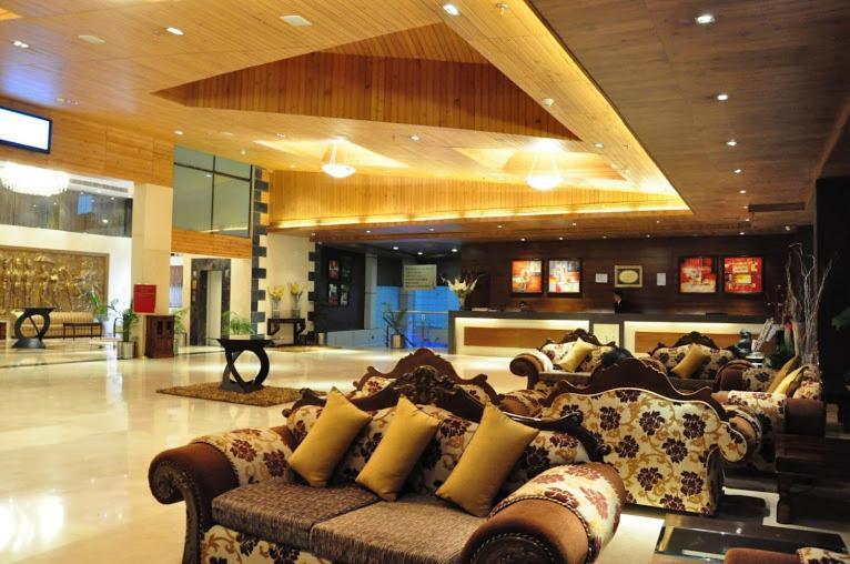 The Victoria Grand Hotel & Spa Kasauli Zewnętrze zdjęcie