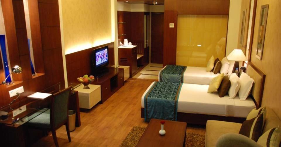 The Victoria Grand Hotel & Spa Kasauli Zewnętrze zdjęcie