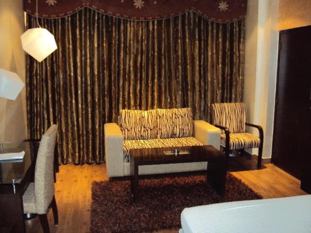 The Victoria Grand Hotel & Spa Kasauli Zewnętrze zdjęcie