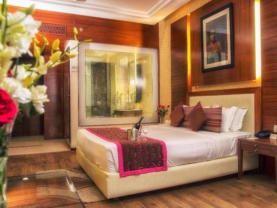 The Victoria Grand Hotel & Spa Kasauli Zewnętrze zdjęcie